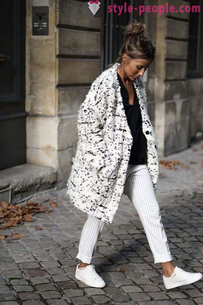 De quoi porter un manteau blanc: caractéristiques, les types et la meilleure combinaison de