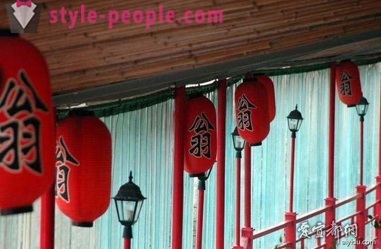 Fanven: restaurant chinois dans le précipice