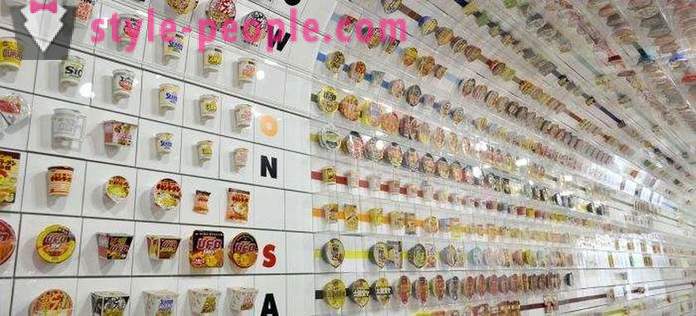 Les Japonais célèbrent le 60e anniversaire de l'invention de nouilles instantanées