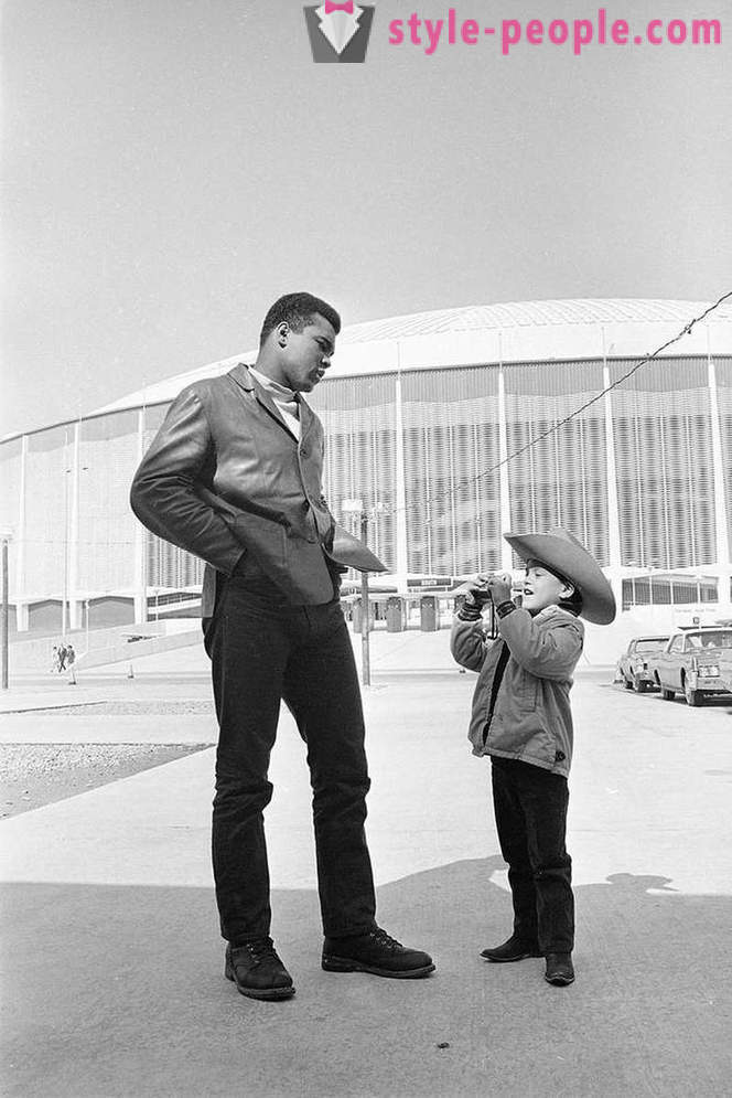 Anniversaire plus grand: Muhammad Ali en dehors du ring