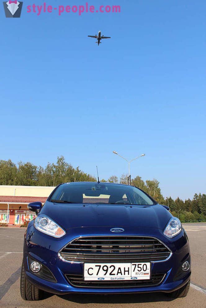 Nous essayons berline Ford Fiesta 2015 « goût »
