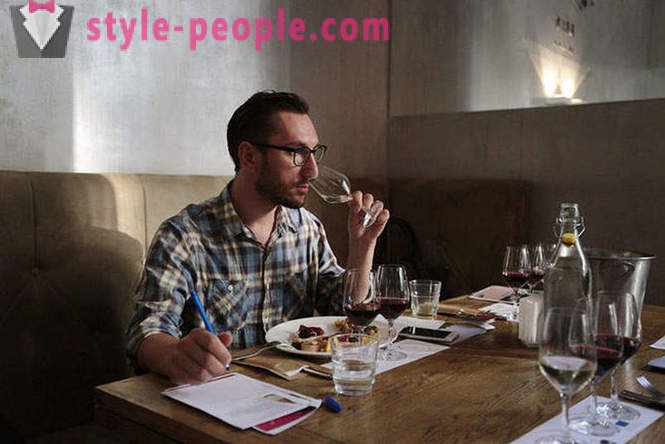 10 faits sur Beaujolais qui vous fera un connaisseur de vin avec goût