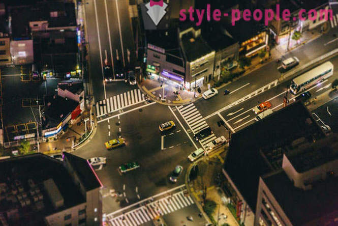 Marcher sur une miniature de Tokyo