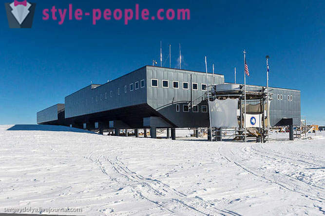 Station antarctique au pôle Sud