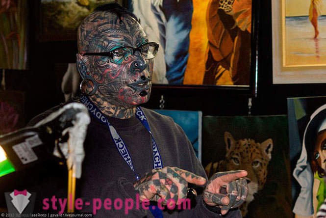 Tattoo Art à la convention internationale à Berlin
