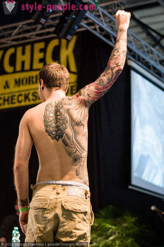 Tattoo Art à la convention internationale à Berlin