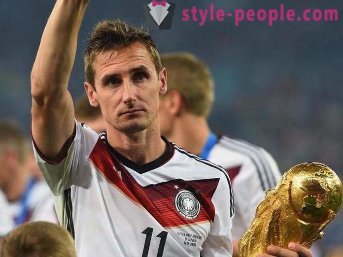 Miroslav Klose: biographie et carrière d'un joueur de football