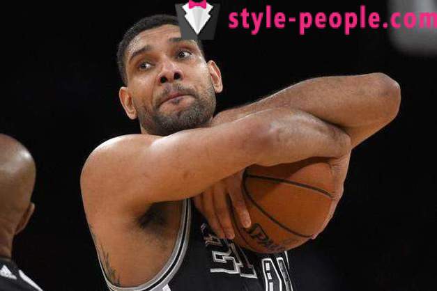 Joueur de basket-ball Tim Duncan: biographie, vie personnelle, les réalisations sportives