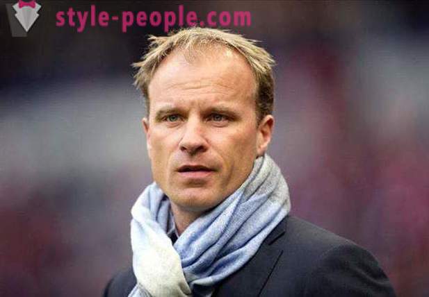 Dennis Bergkamp - entraîneur de football néerlandais. Biographie carrière sportive