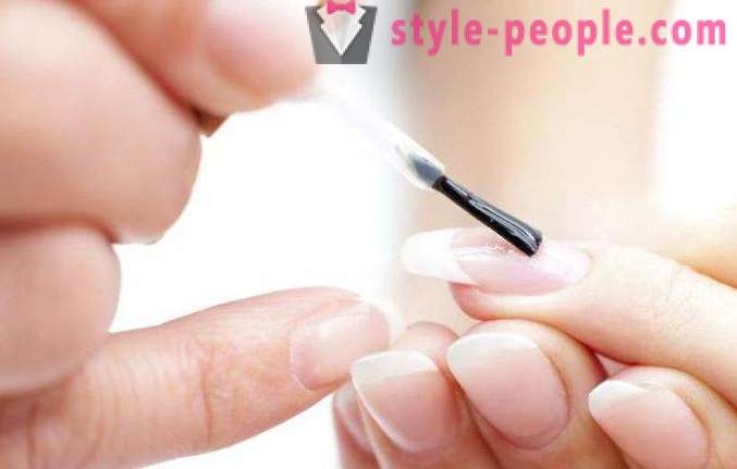 Quel bon gel pour les professionnels des ongles recommander? Parcourir les types, les fabricants et les commentaires