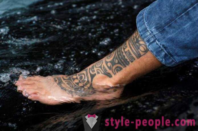 Caractéristiques tatouages ​​pour les hommes à pied