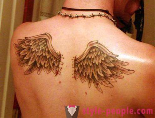 Tattoo « ailes » sur le dos - Ward durable
