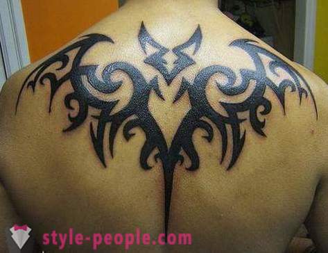 Tatouage « chauve-souris » - un signe d'un super-héros ou des forces obscures?