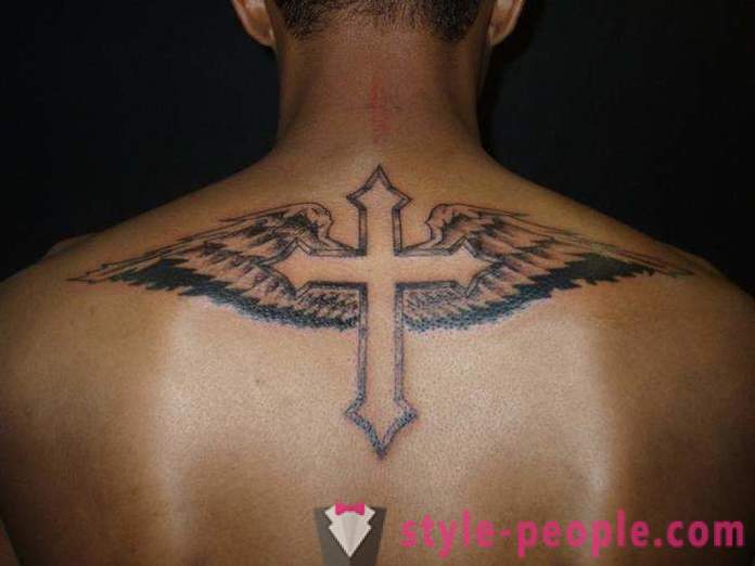 « Cross » - un tatouage avec une signification particulière