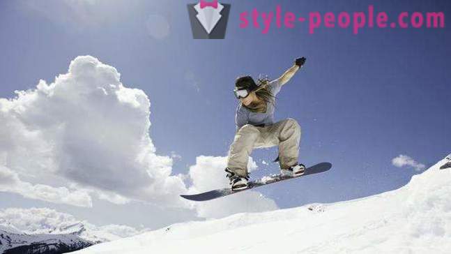 Snowboard. l'équipement de ski, le snowboard. Snowboard pour les débutants